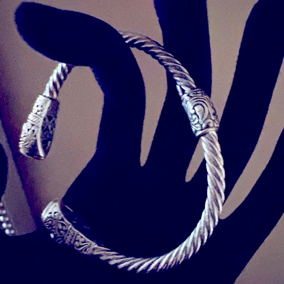 Blue Topaz Sterling Silver Indonesian Design Hinged Cuff Bracelet❣️ - Picture 8 of 9